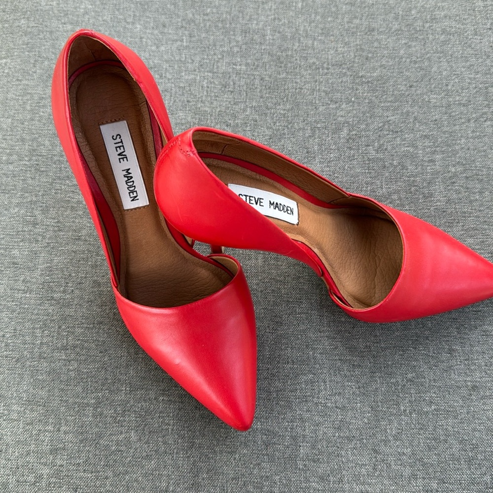 Steve Madden Pumps